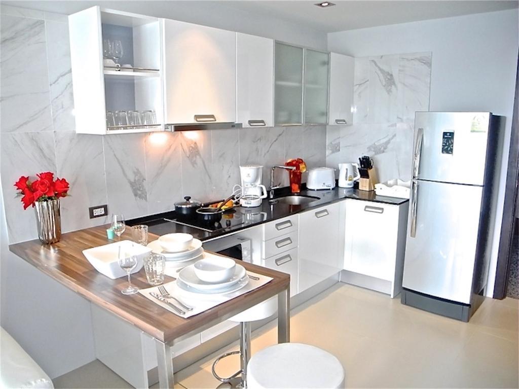 Emerald 1 Bedroom With Nice View *